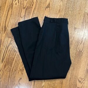 Dockers women’s size 16 medium Classic Black Dress pants 98% cotton 2% Lycra